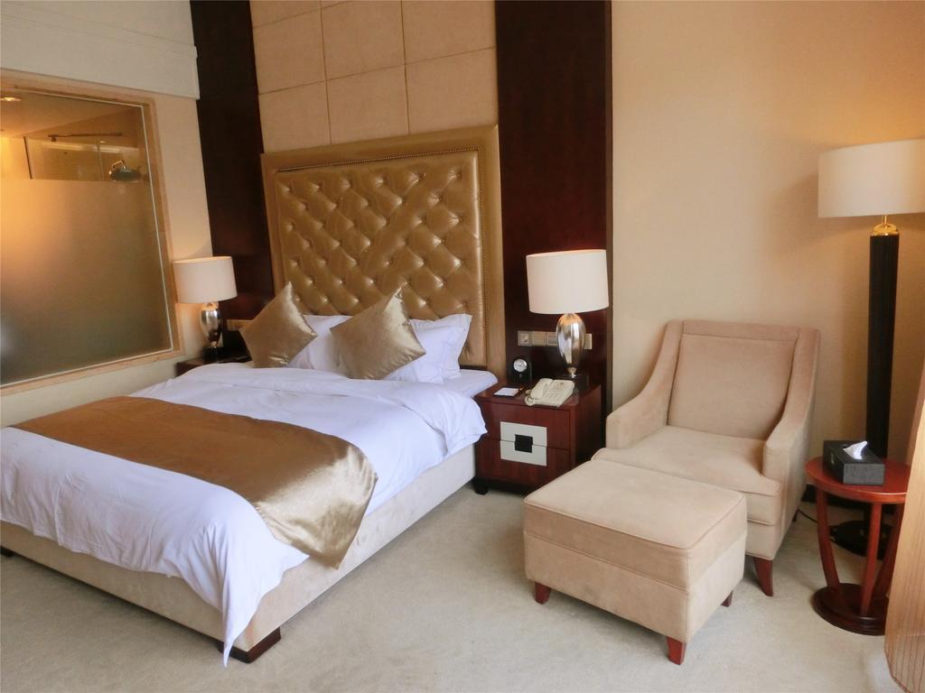 Yue Xiu Hotel Guangzhou Ruang foto